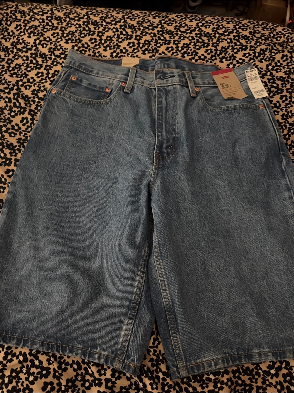 Levi's Medium Blue Denim Jean Shorts 469 loose